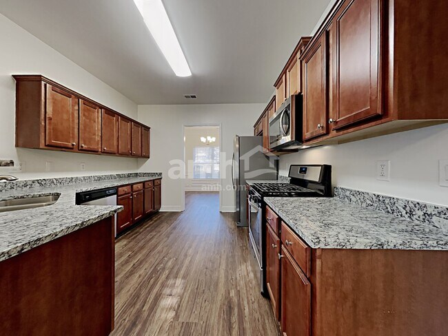 Foto del edificio - 1061 Arbor Grove Rd