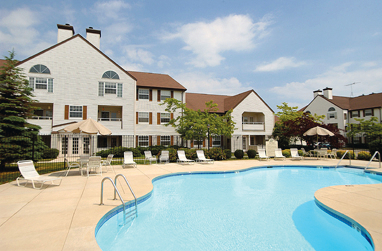 Apartamentos con patio - Courtyard Apartments