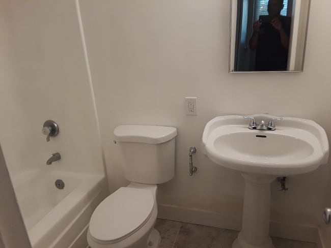 Building Photo - 4852 W Frier Dr