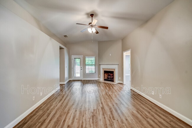 Building Photo - 6750 Ridgecrest Cir
