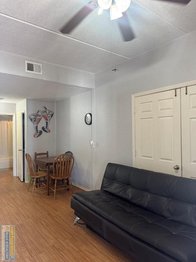 Building Photo - 123 E Morningside Dr