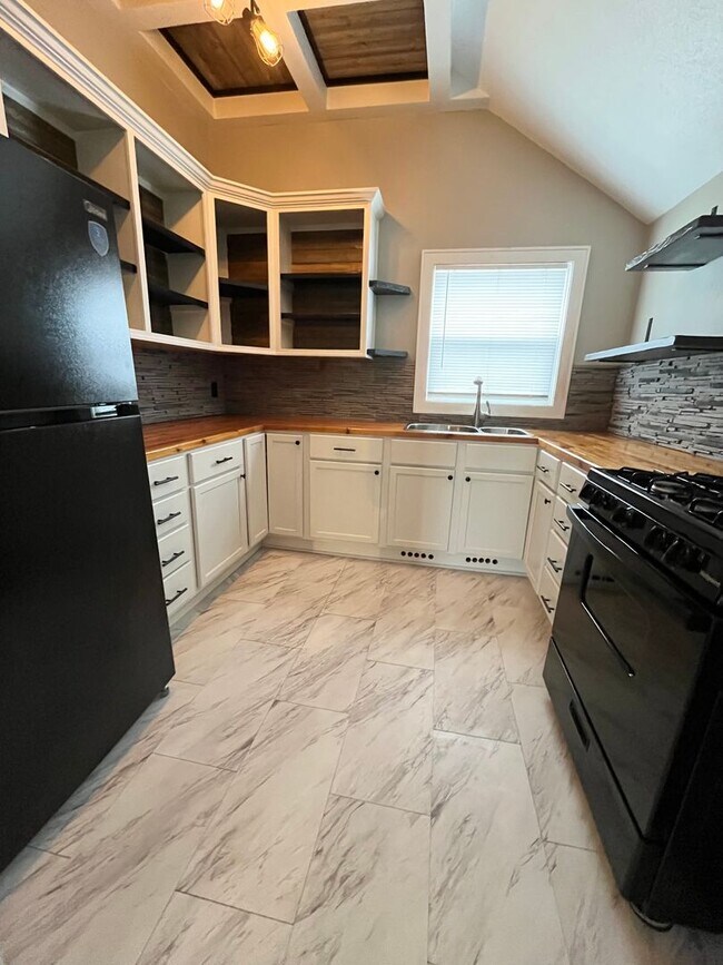 Foto del edificio - 2 Bed/1 Bath Ranch Home For Rent in Harrisburg, SD!