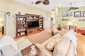 Building Photo - 25841 Pebblecreek Dr