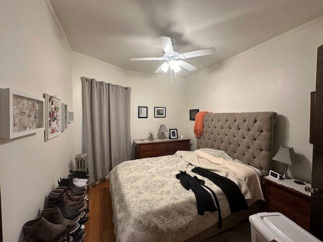 Foto del edificio - 4433 N Winchester Ave