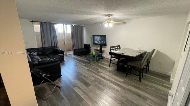 Building Photo - 10801 SW 109th Ct