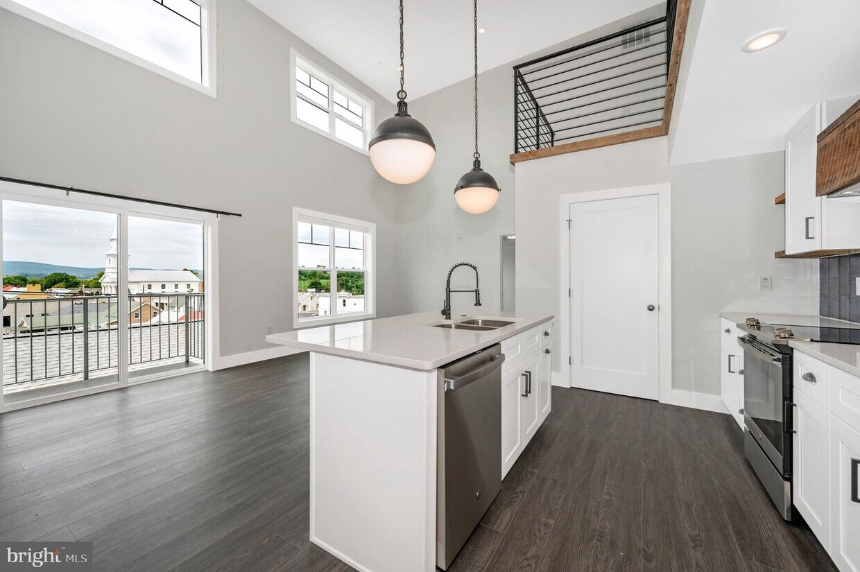 4 E Main St Unit 301, Middletown, MD 21769 Apartment for Rent in