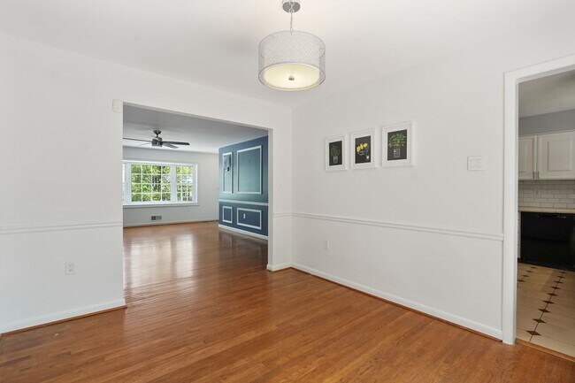 Foto del edificio - 9404 Limestone Pl