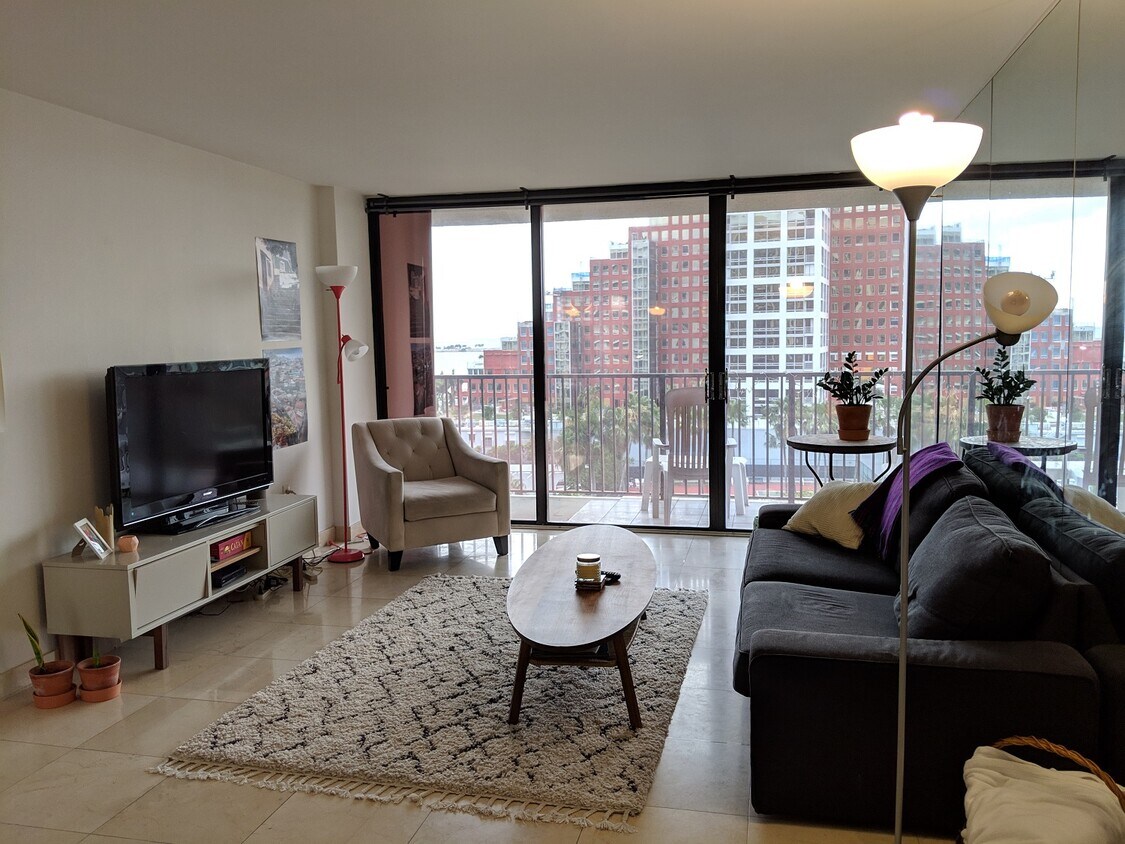 Living room view - 1450 Brickell Bay Dr