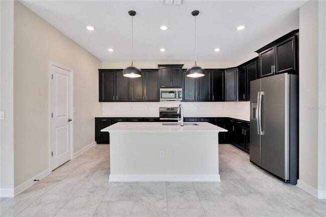 Building Photo - 4452 Seven Canyons Dr