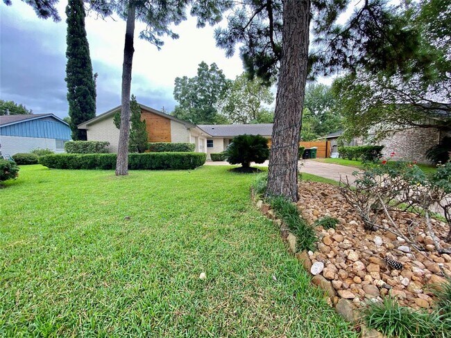 Building Photo - 9607 Pagewood Ln