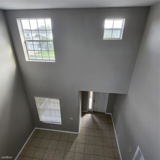 Building Photo - 4 br, 2 bath House - 20278 Merry Oak Avenue