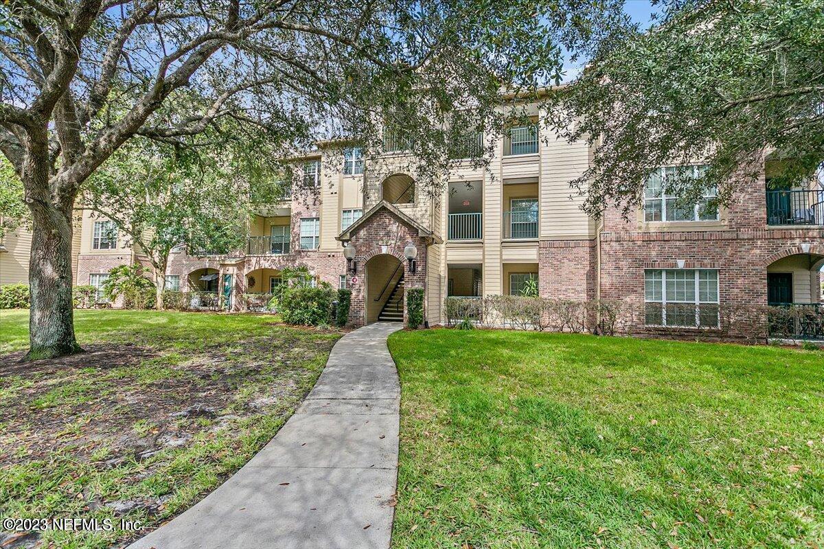 7800 Point Meadows Dr Unit 133, Jacksonville, FL 32256 Condo for Rent in Jacksonville, FL