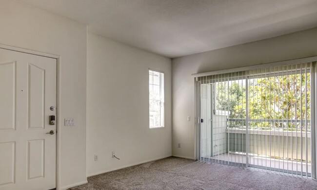 Interior Photo - Via Ventura Apartments