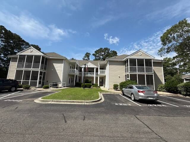 Foto principal - 2209 Sweetwater Blvd
