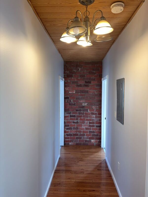 Foto del edificio - 746-748 River Street