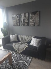 Building Photo - 30 Mutual St