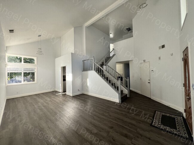 Building Photo - 5221 Moonlight Way