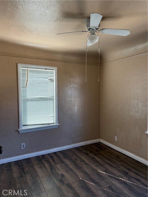 Foto del edificio - 6165 Lewis Ave