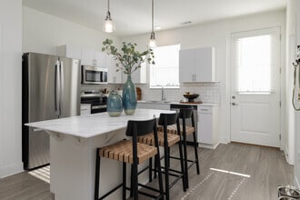 Interior Photo - Avanterra Black Forest