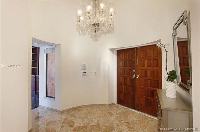 Foto del edificio - 1460 Lugo Ave