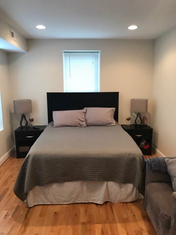 Foto principal - 214 N Patrick St
