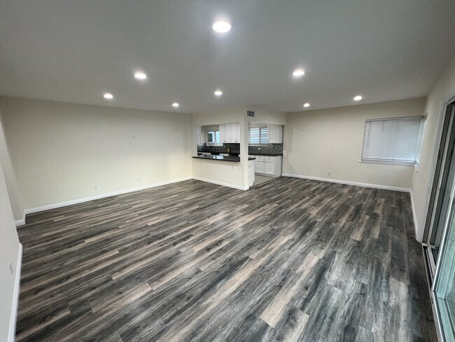 Foto del edificio - 9007 Monogram Ave
