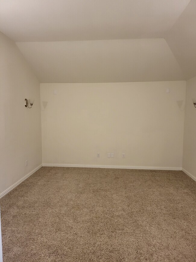 Foto del edificio - 15439 Carnoustie Ln