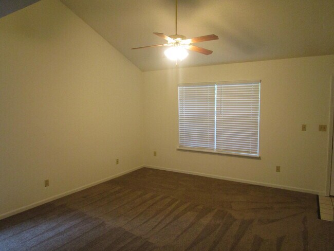Building Photo - 4414-4416 Cheryl Ct