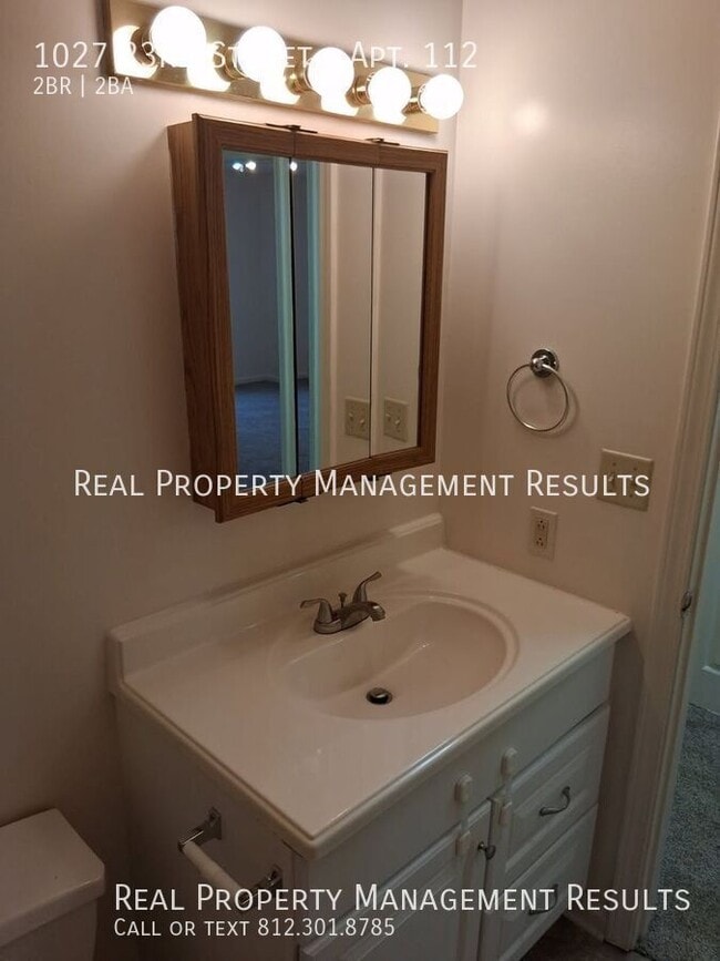 Building Photo - 1027 23rd St