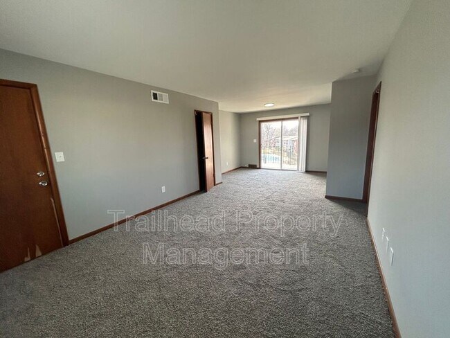 Foto del edificio - 7801 W 83rd St