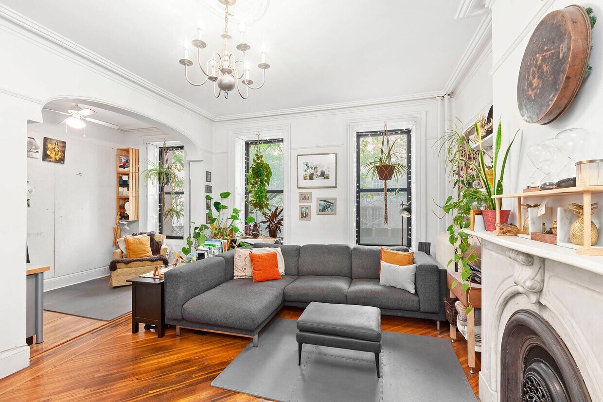 Building Photo - 12 Fort Greene Pl