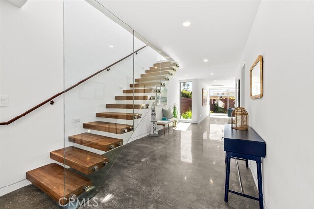 Foto del edificio - 1238 Devon Ln