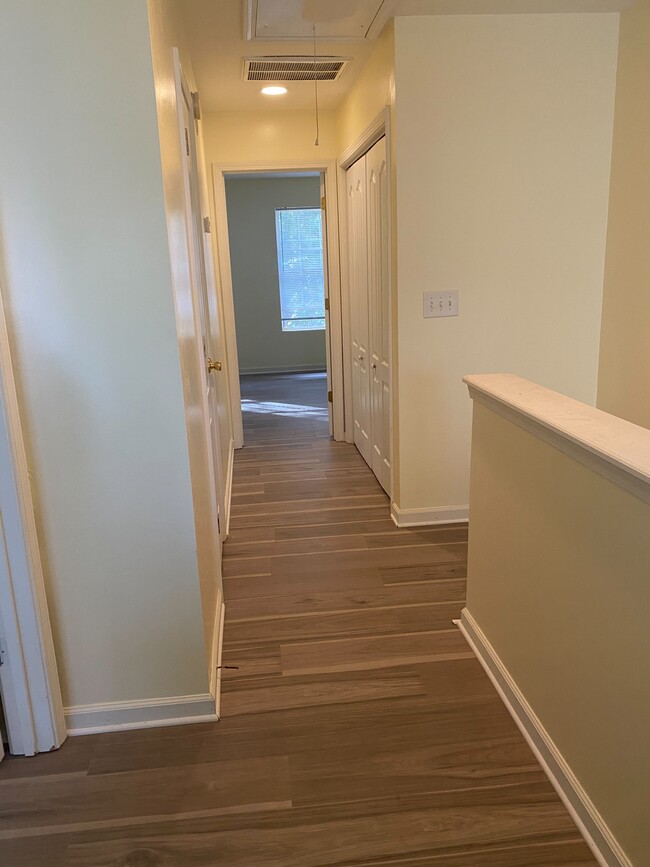 Foto del edificio - 1061 Scott St SE