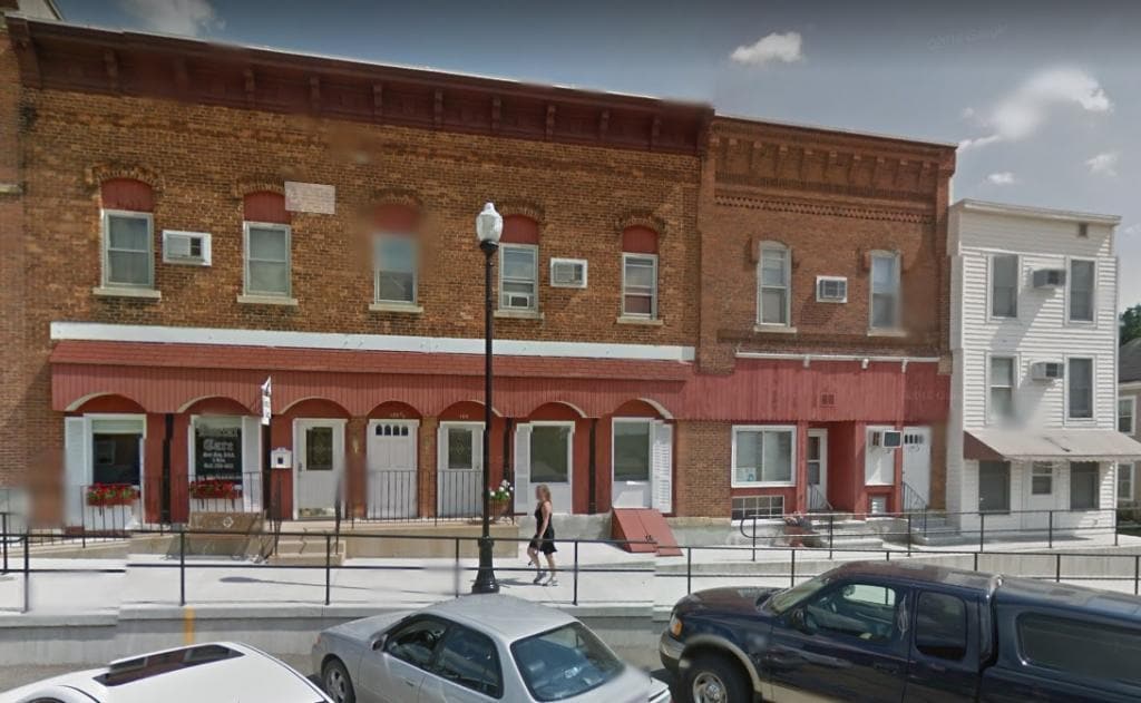 Primary Photo - 103-109 S Main