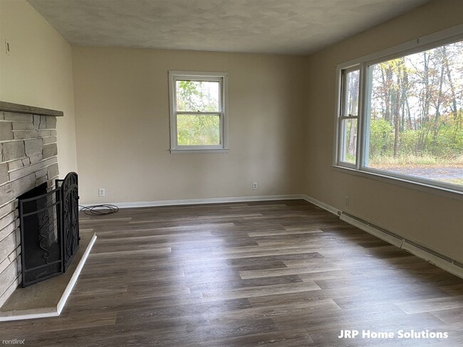 Building Photo - 3 br, 1 bath House - 4250 Indian Trl