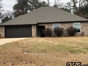 Building Photo - 5127 Antlers Dr