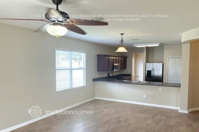Foto del edificio - 4373 Collinwood Dr