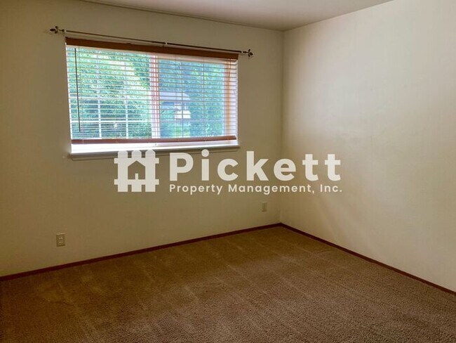 Foto del edificio - North Kitsap 3 Bedroom In Edgewater Beach ...