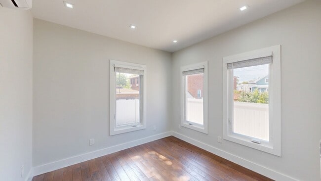 Building Photo - 93 Skidmore Ln