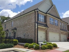 Building Photo - 805 Pleasant Hill Rd