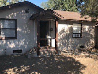 Building Photo - 1340 N Green St