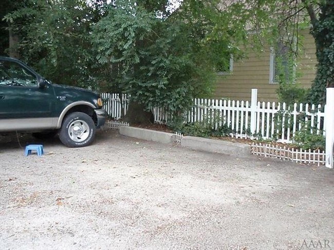 Foto del edificio - 501 N Road St