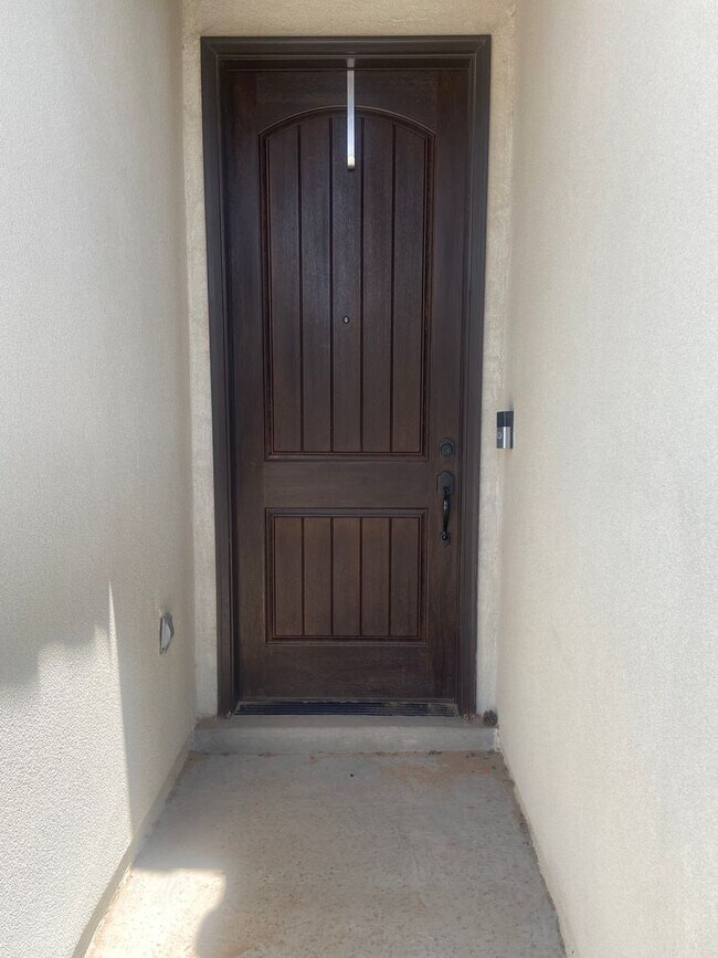 Foto del edificio - WESTSIDE HOME FOR RENT