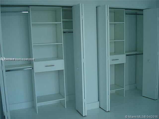 Foto del edificio - 92 SW 3rd St