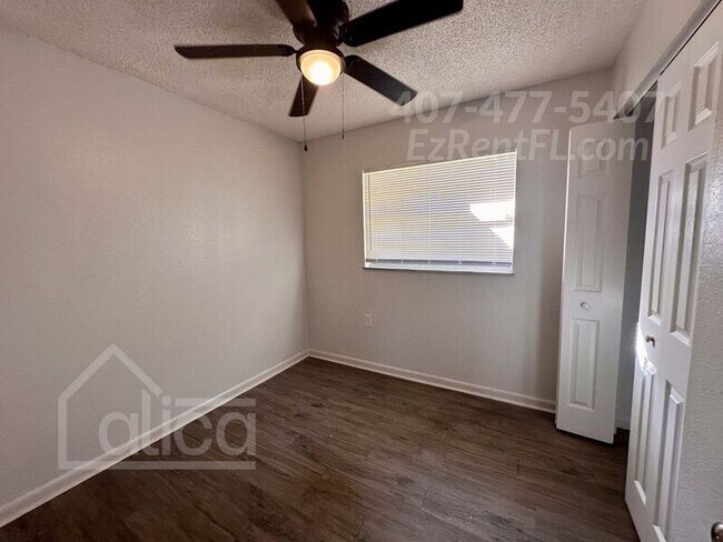 Foto del edificio - 4753 Imogene Ct