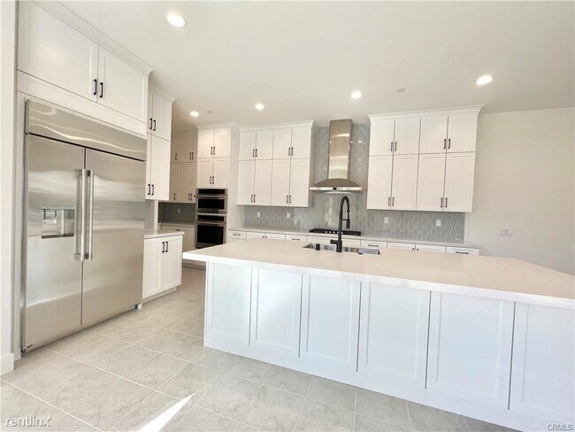 Building Photo - 5 br, 5 bath Condo - 106 Draw