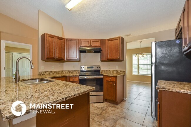 Building Photo - 2375 Moonstone Ave
