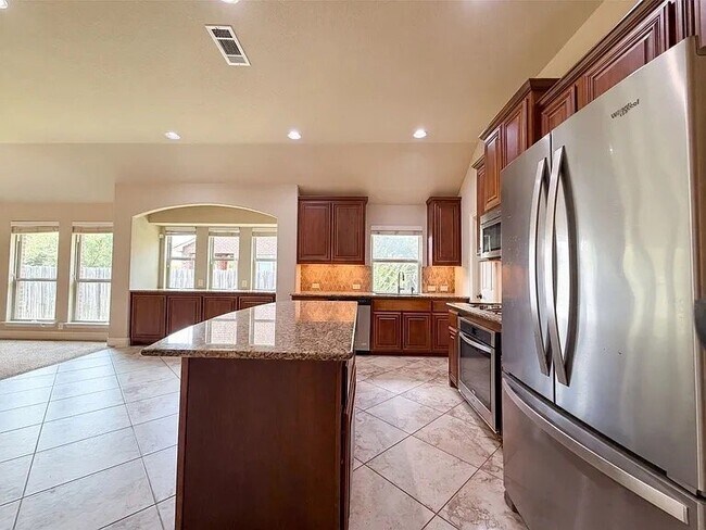 Foto del edificio - 4307 Gleneagles Dr