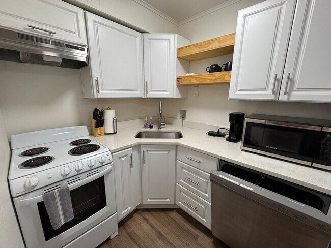 Foto del edificio - 806 S Elm St