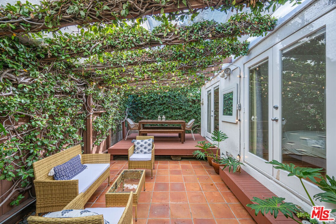 2340 Abbot Kinney Blvd Houses in Los Angeles, CA Westside Rentals